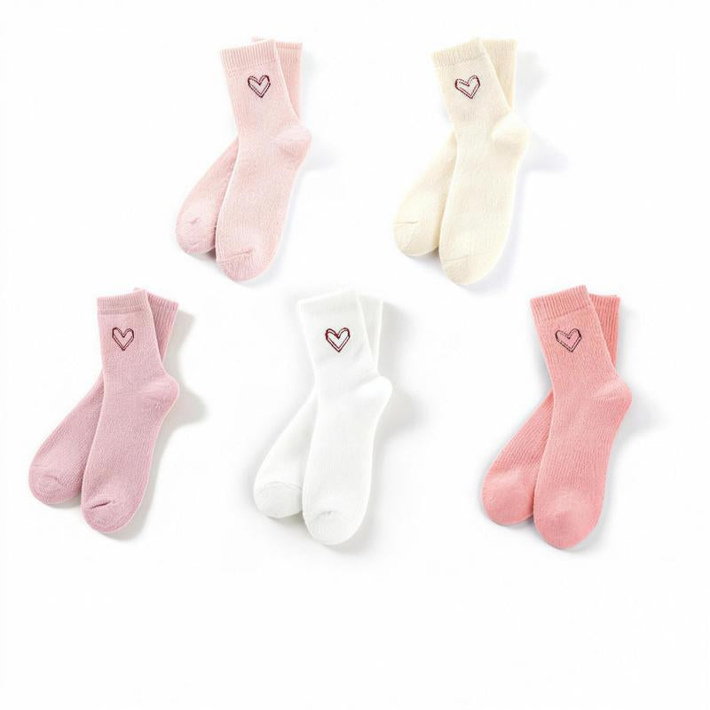 5-Pack Women'S Cute Heart-Shaped Socks 5-Packs Smooth Fluffy Warm Mid-Calf Comfortable Multi-Piece Basic Style for Autumn Winter Wear Bright Plush Socks