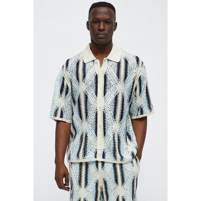 Cropped Relaxed Triangles Knit Closed Collar Shirt - Blue/Combo