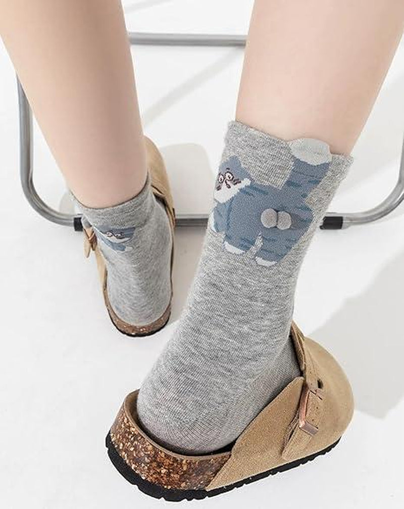 Cute and Funny New Strange Cat Egg Socks,3/6 Pairs,Funny Animal Socks 3D Three-Dimensional Cat Egg Festival Spoof Lovers Intimate Funny Gifts for Sisters, Friends, Students, Women Socks Comfortable, Soft Personality, Versatile for All Kinds of Shoes.